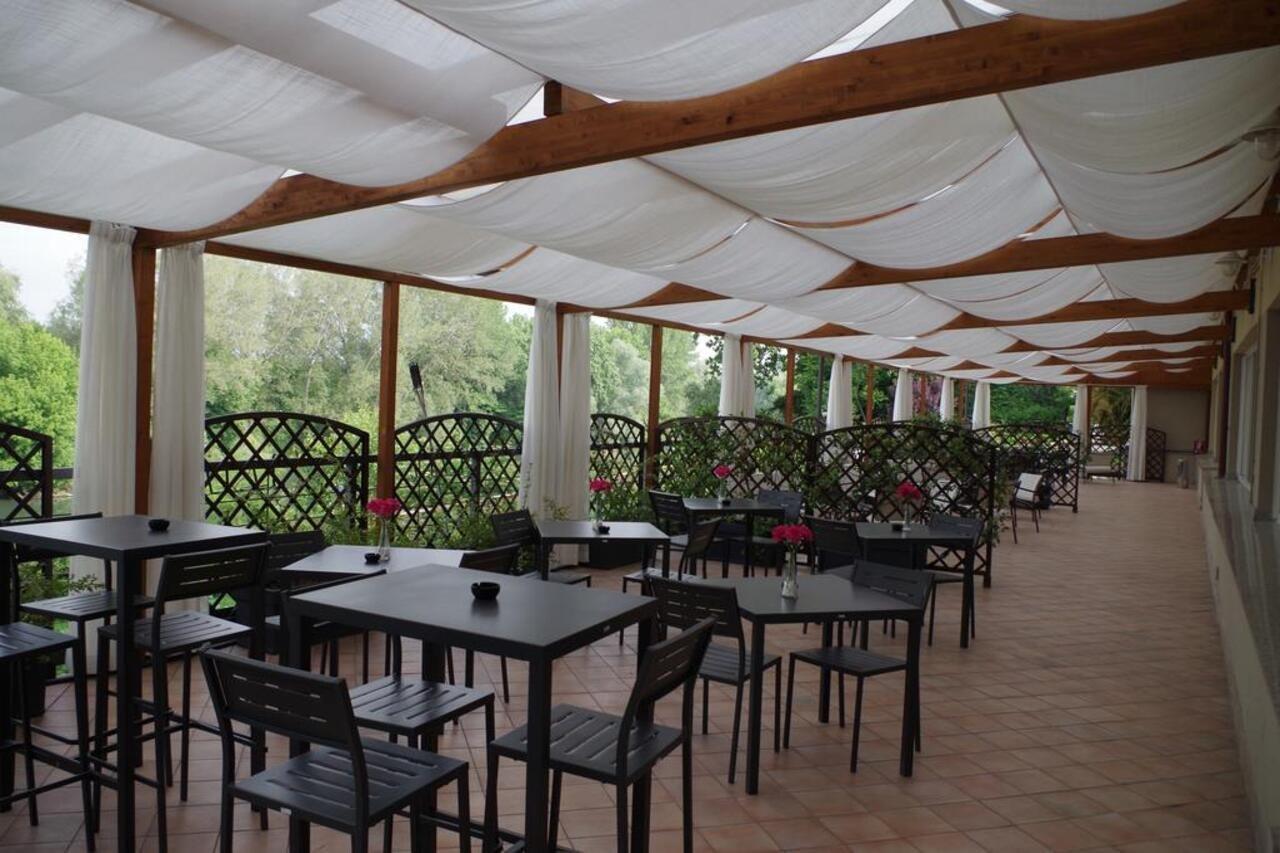 מונקאליירי Best Quality Hotel La Darsena מראה חיצוני תמונה