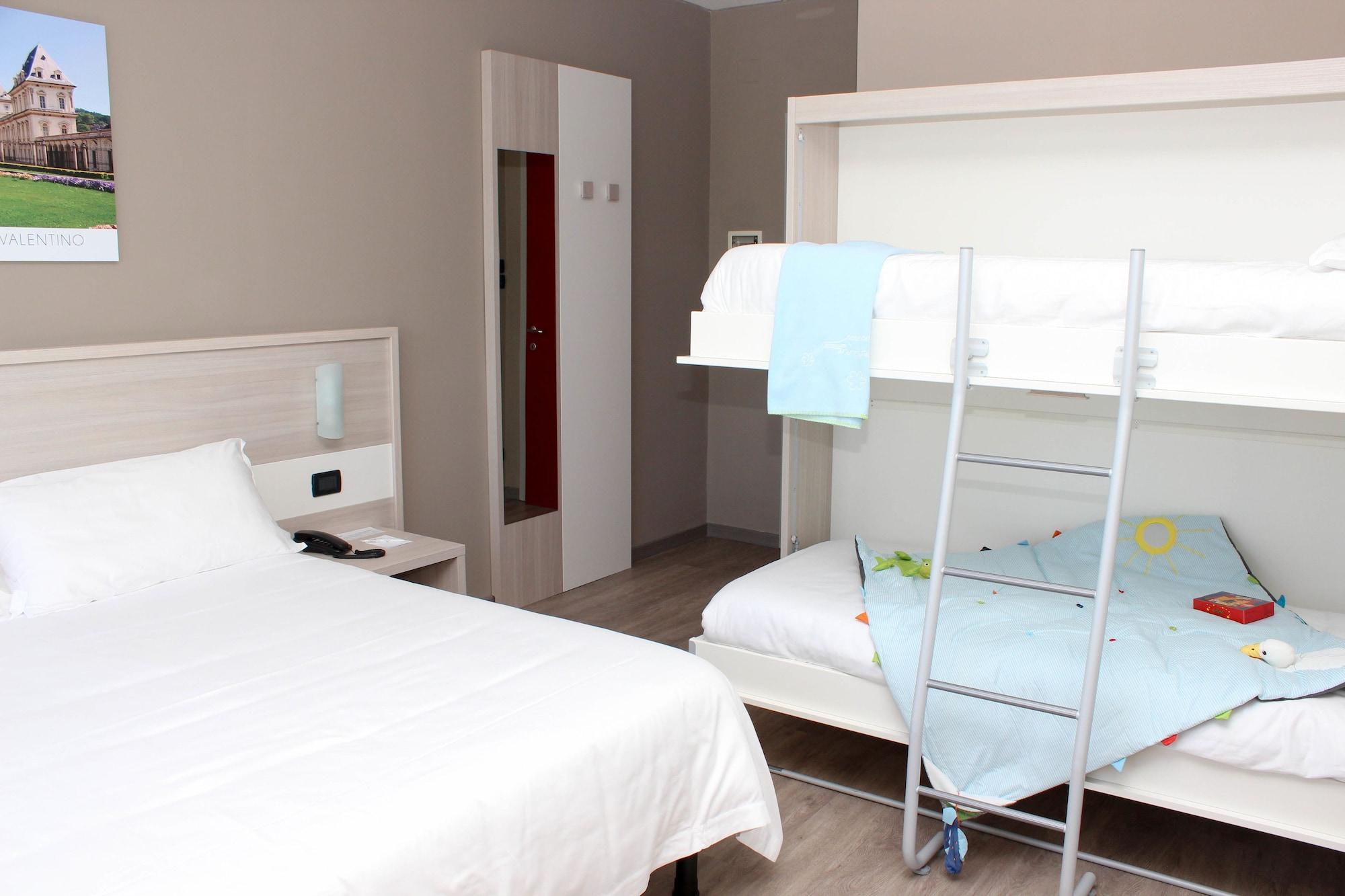 מונקאליירי Best Quality Hotel La Darsena מראה חיצוני תמונה