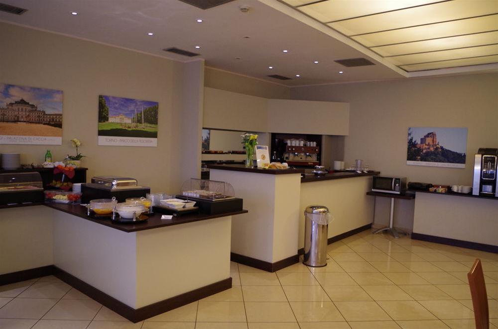 מונקאליירי Best Quality Hotel La Darsena מראה חיצוני תמונה