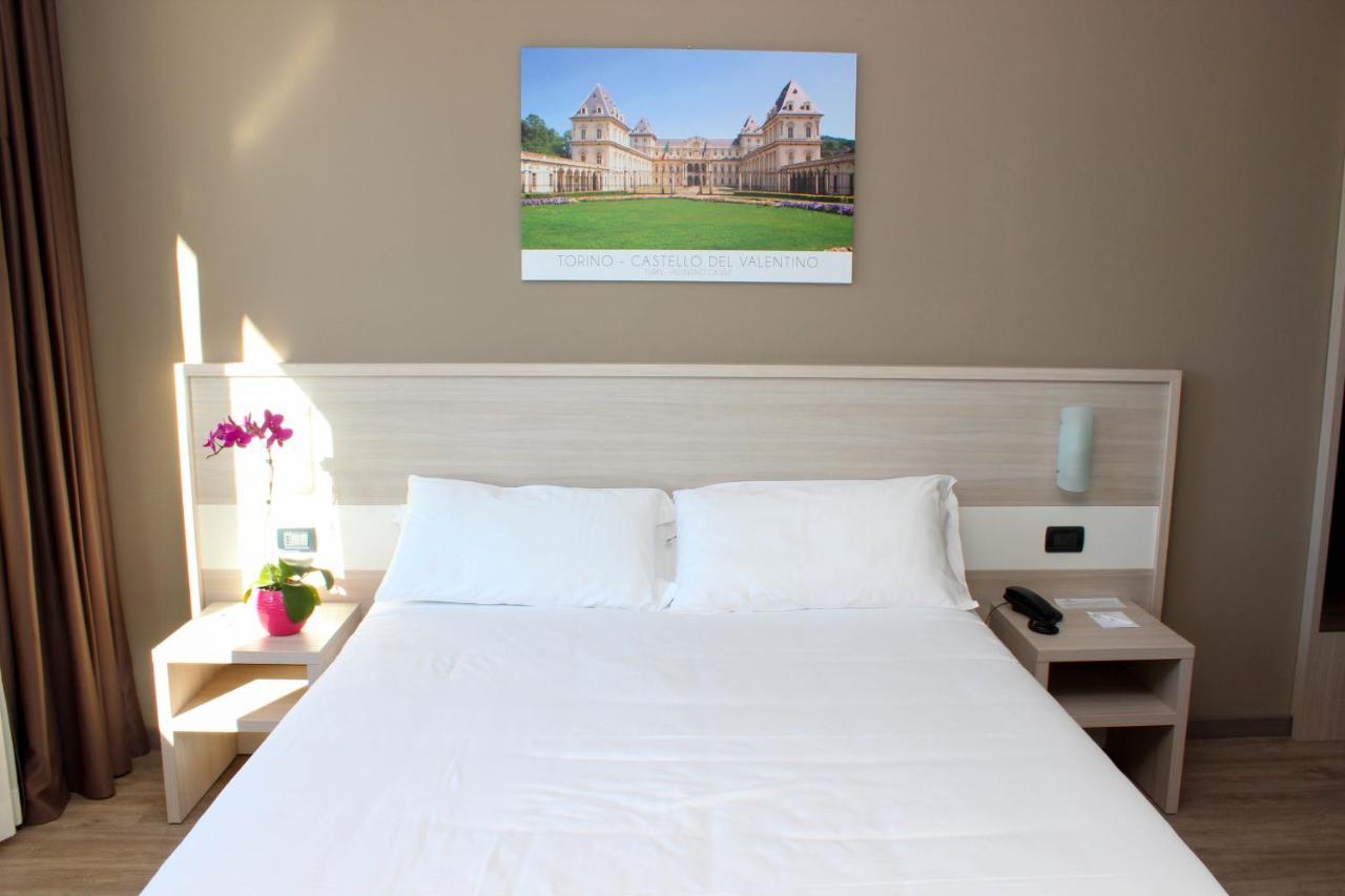 מונקאליירי Best Quality Hotel La Darsena מראה חיצוני תמונה