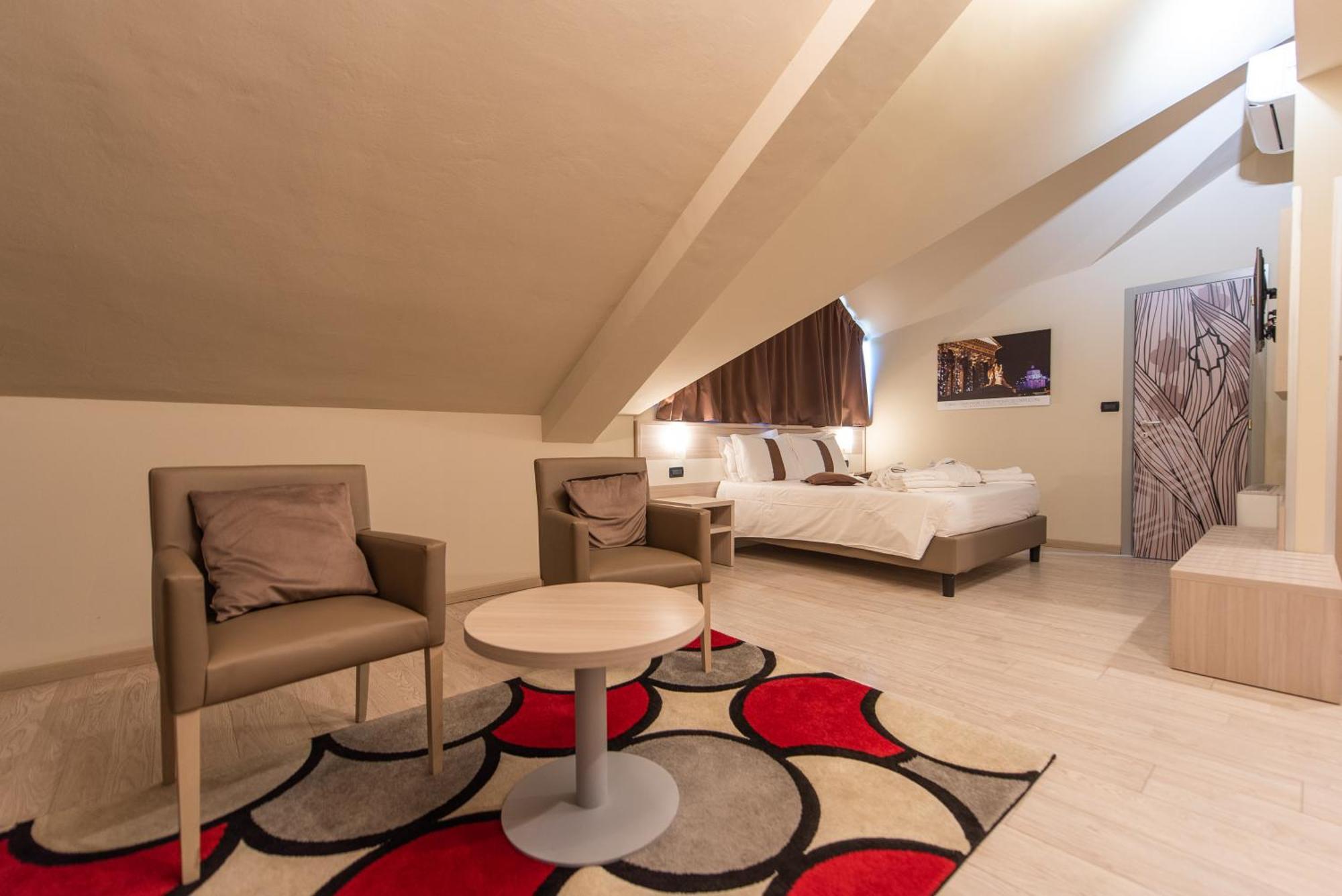 מונקאליירי Best Quality Hotel La Darsena מראה חיצוני תמונה