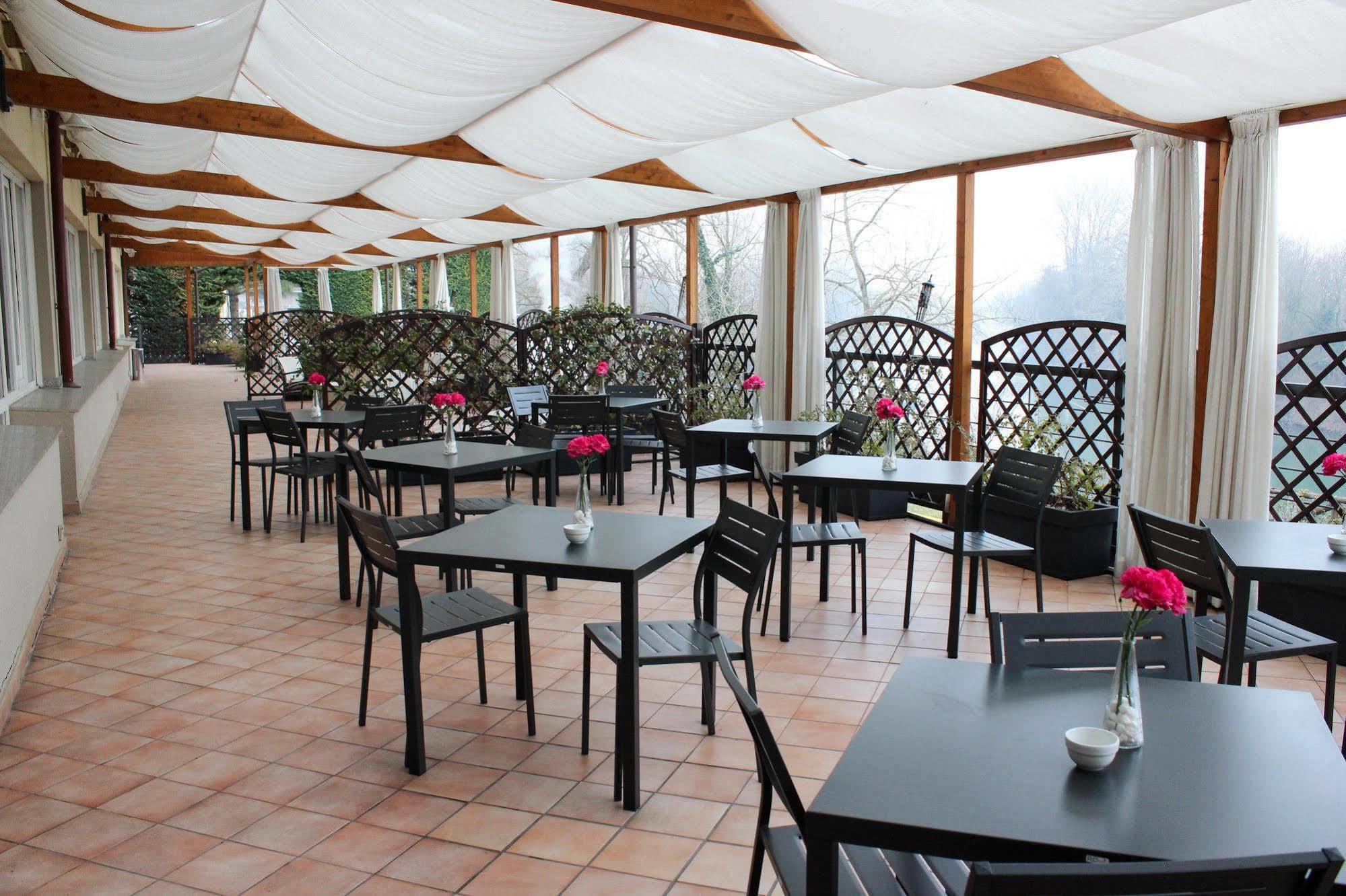 מונקאליירי Best Quality Hotel La Darsena מראה חיצוני תמונה